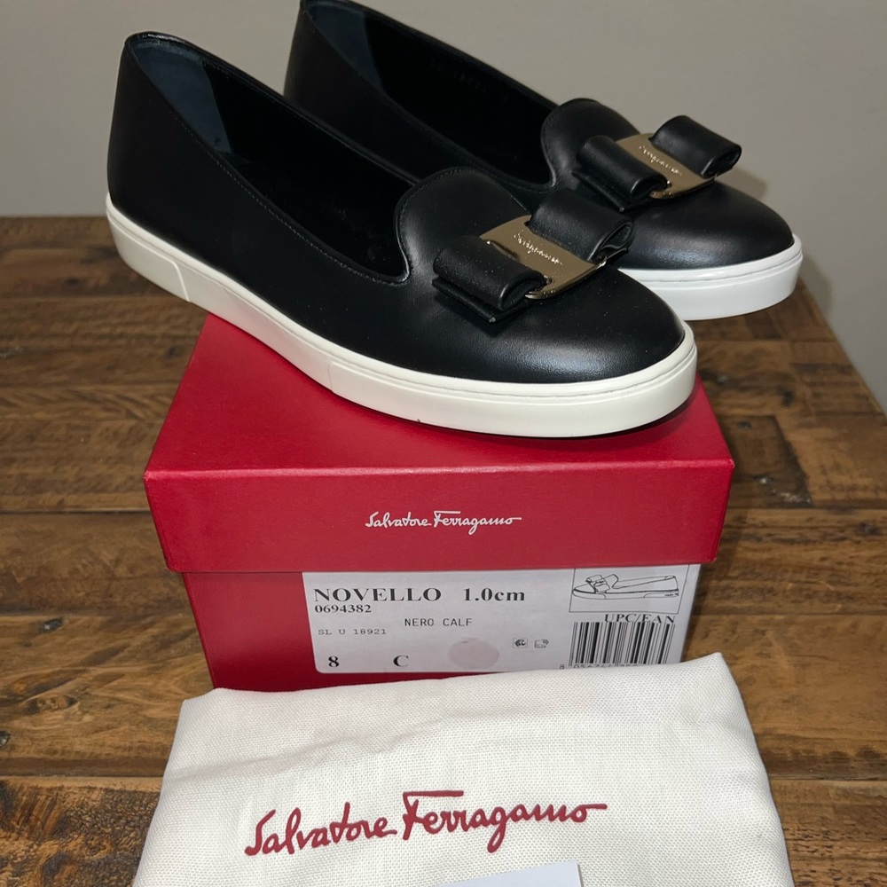 Black leather Salvatore Ferragamo Novello Slip On Sneakers